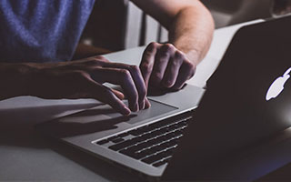 立博-“结婚仅42天，索要千万逼死前夫”！翟某某一审被判12年