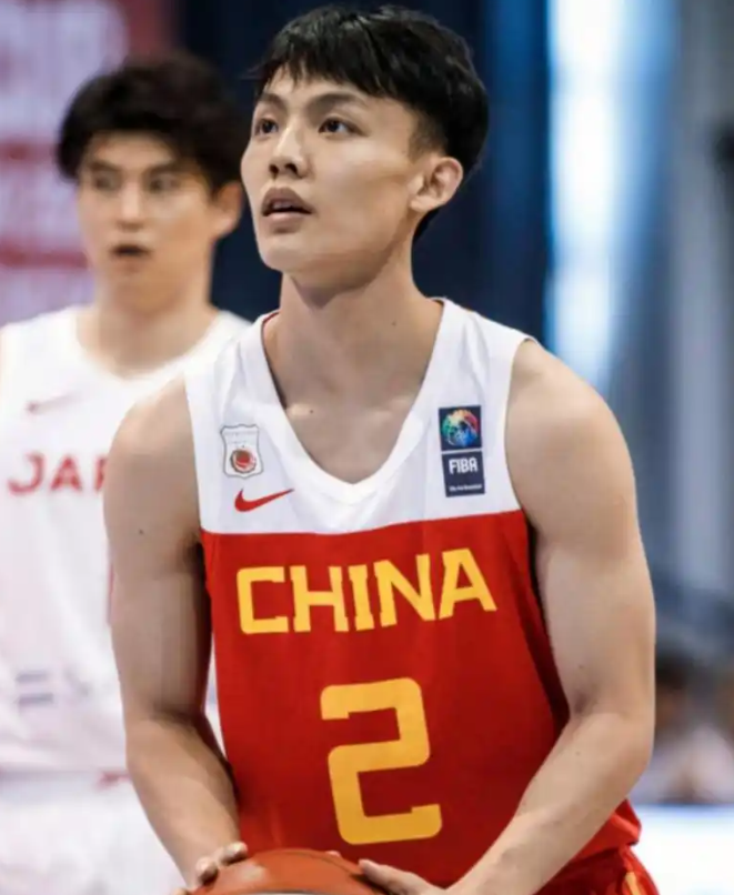 Ladbrokes官网-官宣！中国男篮大名单出炉，广东三人入选，周琦缺席，庞峥麟惊喜